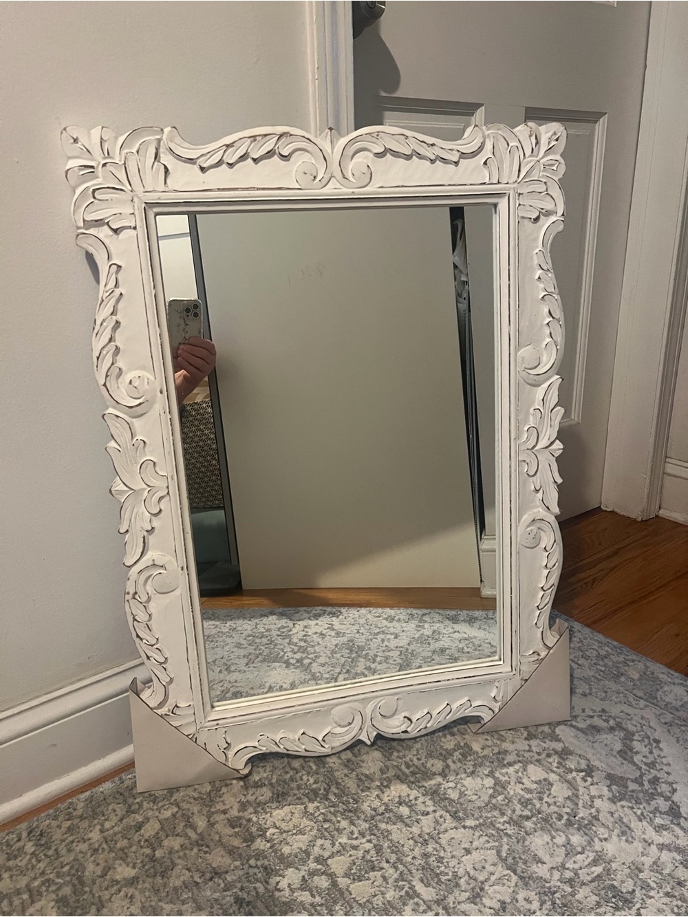 Classic Ornate White Wall Mirror - Unbranded